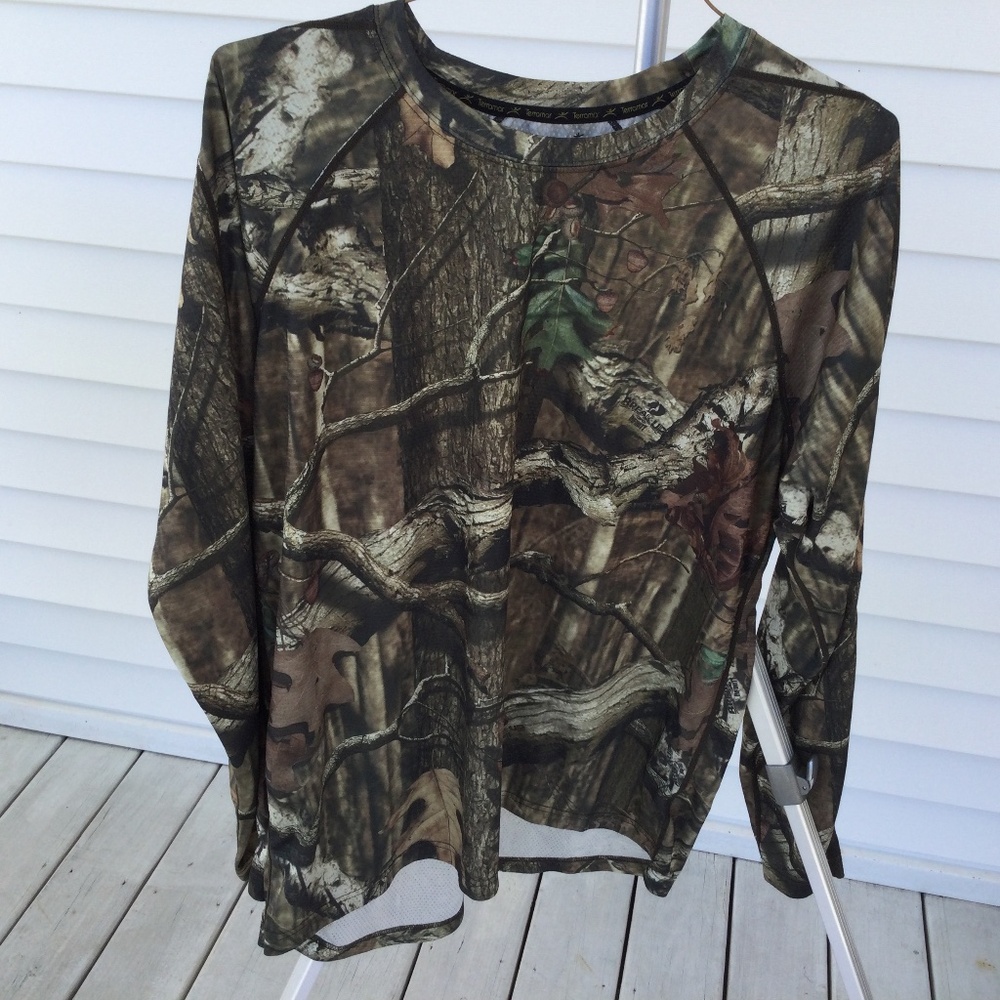 Men’s Terramar Body Sensors Long Sleeve Camo T-Shirt, XXL